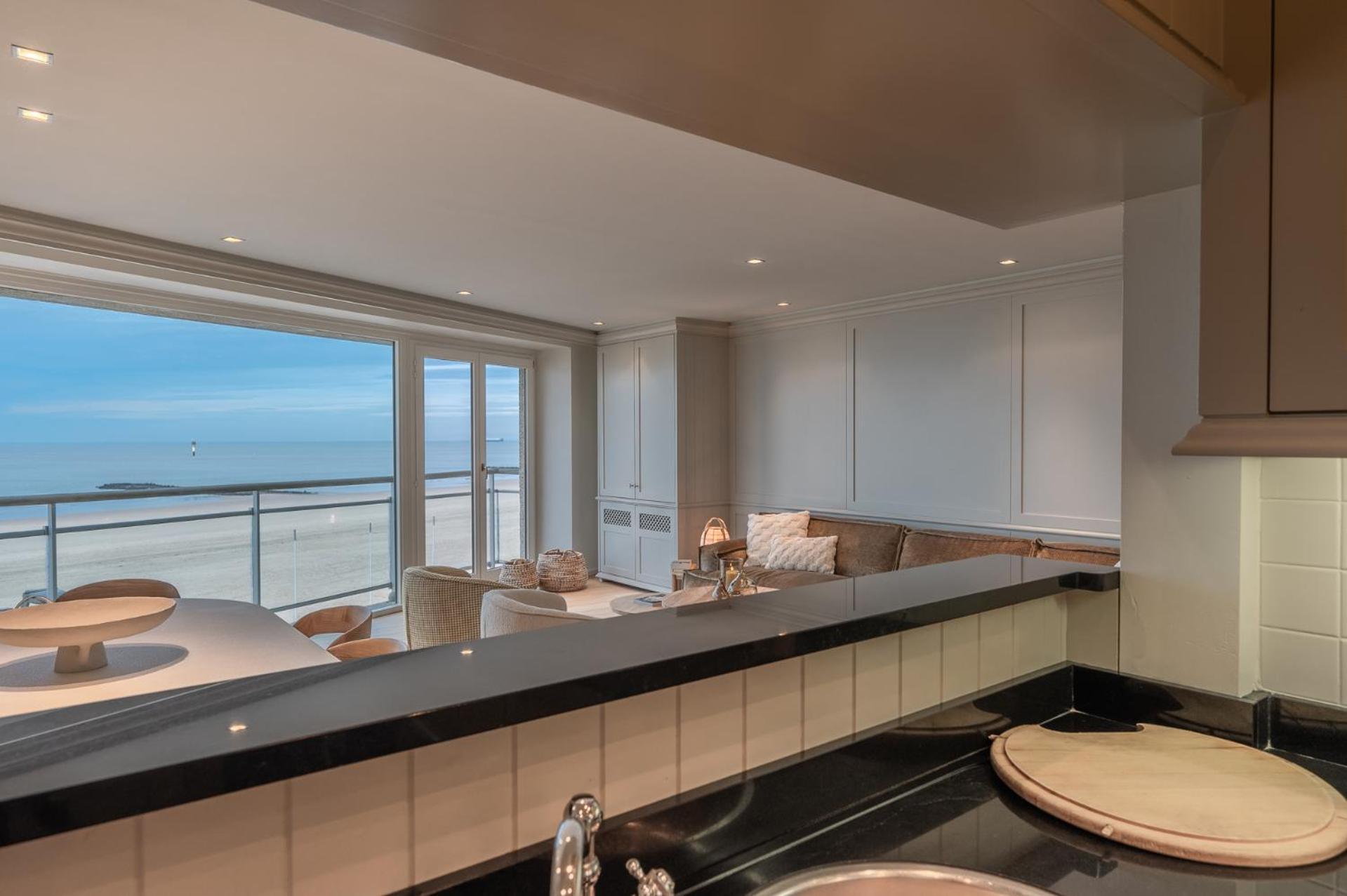Appartementen Op De Zeedijk In Knokke Op De 3E En 4E Verdieping Van Logie Marie Екстериор снимка